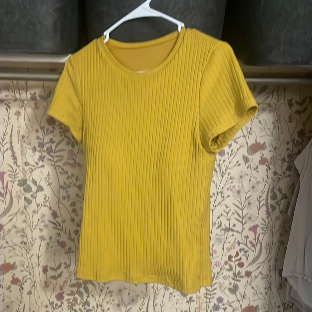 Klassy Network Yellow Ribbed Fitted T-Shirt
